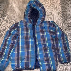 The north face puffer jacket - kids size 6T